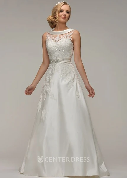 A-Line Appliqued Floor-Length Scoop-Neck Sleeveless Stretched Satin Wedding Dress With Waist Jewellery