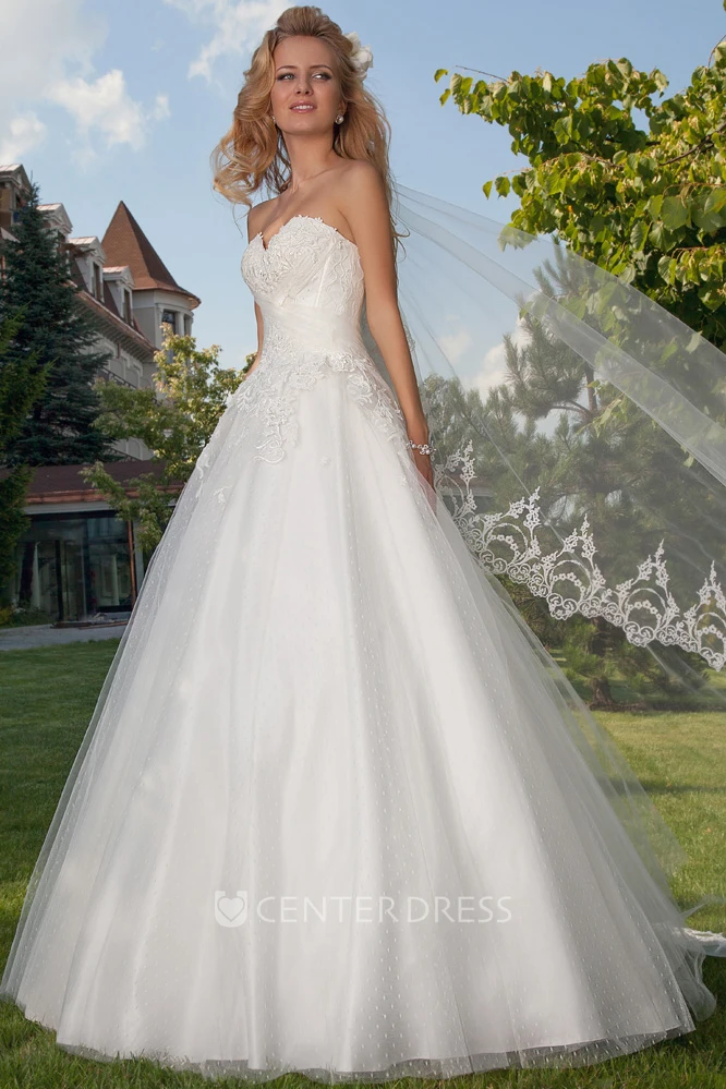Ball Gown Maxi Appliqued Sweetheart Sleeveless Tulle Wedding Dress