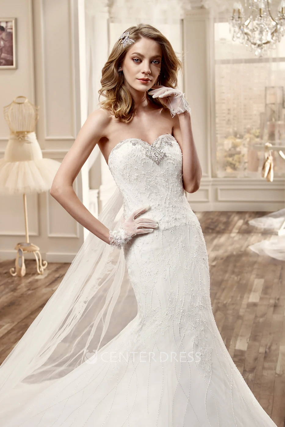 Sweetheart Mermaid Wedding Dress With Court Train And Beaded Bust