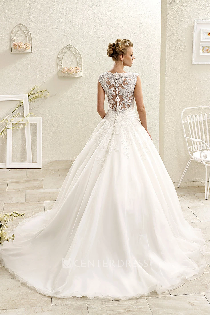 Ball Gown Appliqued Sleeveless Maxi Scoop-Neck Wedding Dress