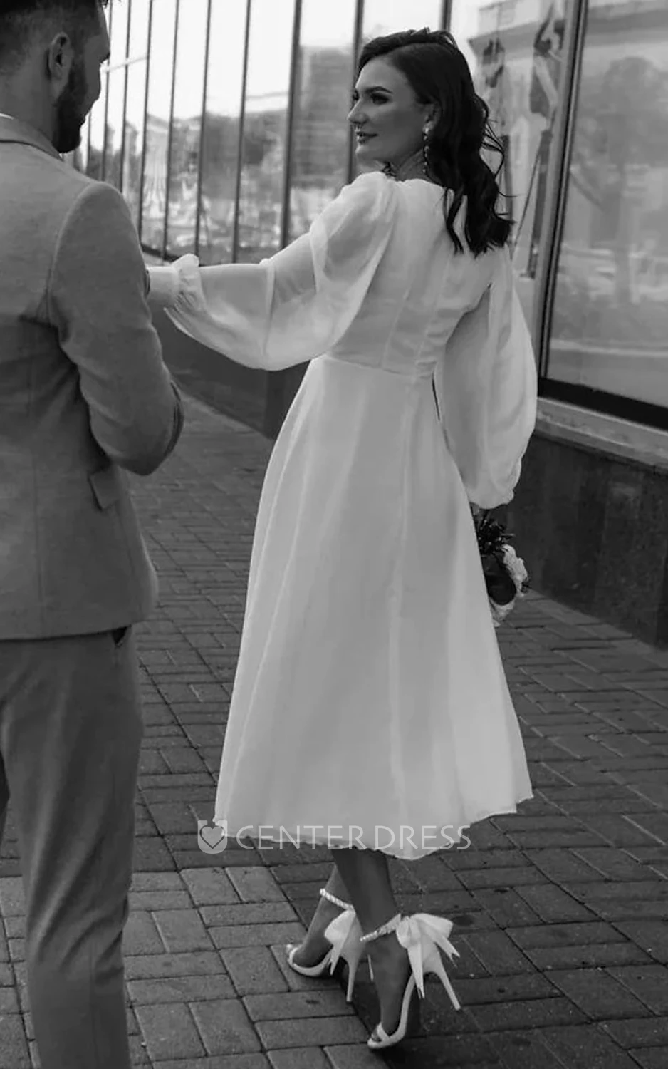 Simple Chiffon A-Line Wedding Dress with Poet Sleeves Romantic Beach Style