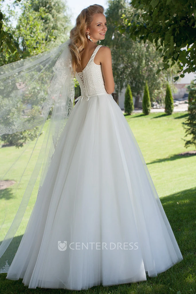 Ball-Gown Square Long Sleeveless Beaded Tulle Wedding Dress With Corset Back