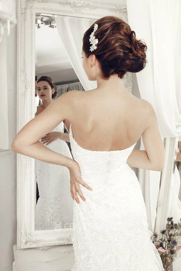 Trumpet Strapless Long Tulle Wedding Dress With Lace