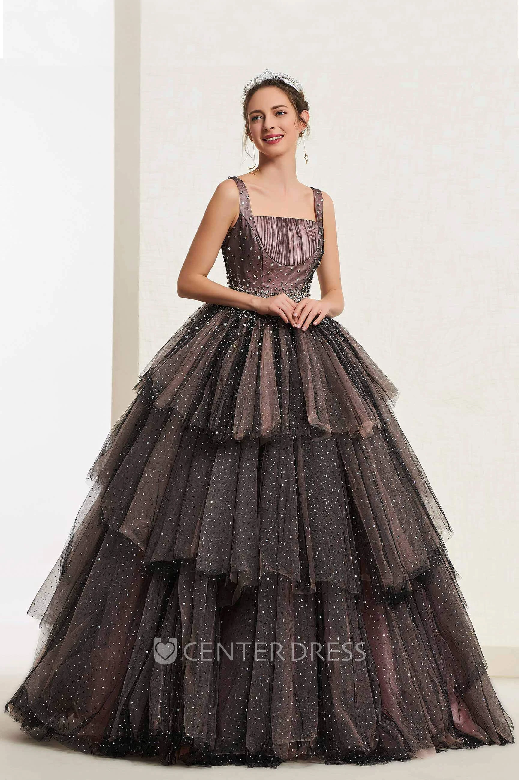 Luxury Lace-up Square Neckline Vintage Beaded Sleeveless Ballgown With Ruffled Tiers