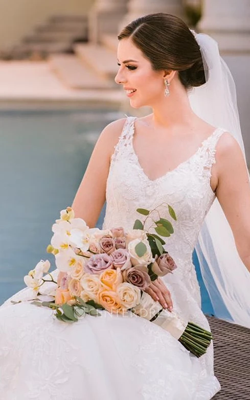 Elegant Ball Gown V-neck Sweep Train Tulle Wedding Dress with Appliques