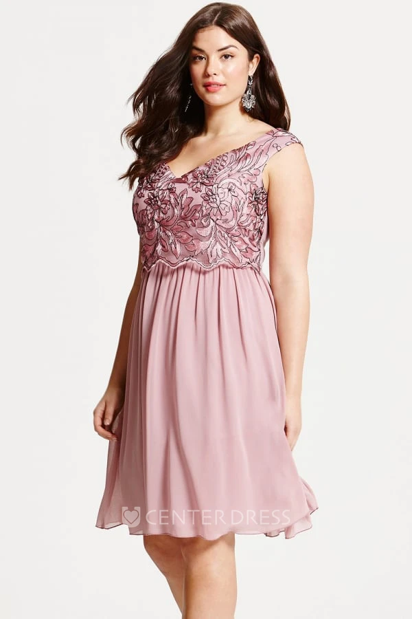 Mini Appliqued Sleeveless V-Neck Chiffon Bridesmaid Dress