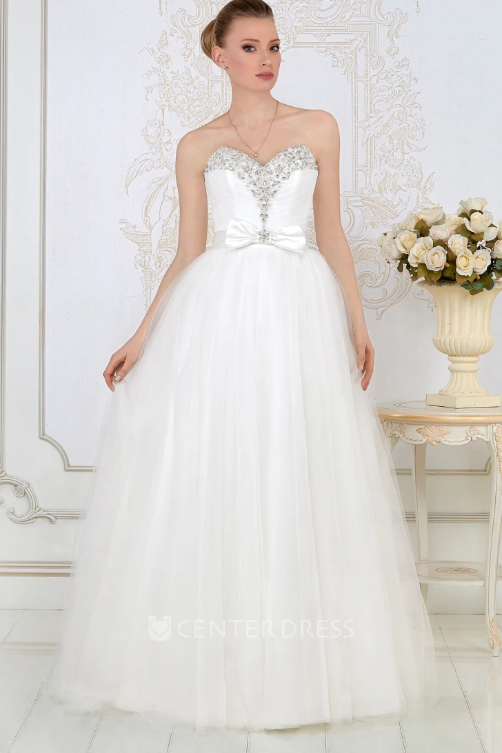 A-Line Sweetheart Sleeveless Maxi Beaded Tulle Wedding Dress With Bow And Ruching