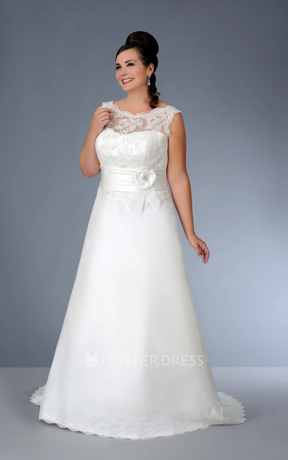 Sleeveless Lace A-Line Dress With Flower And Illusion