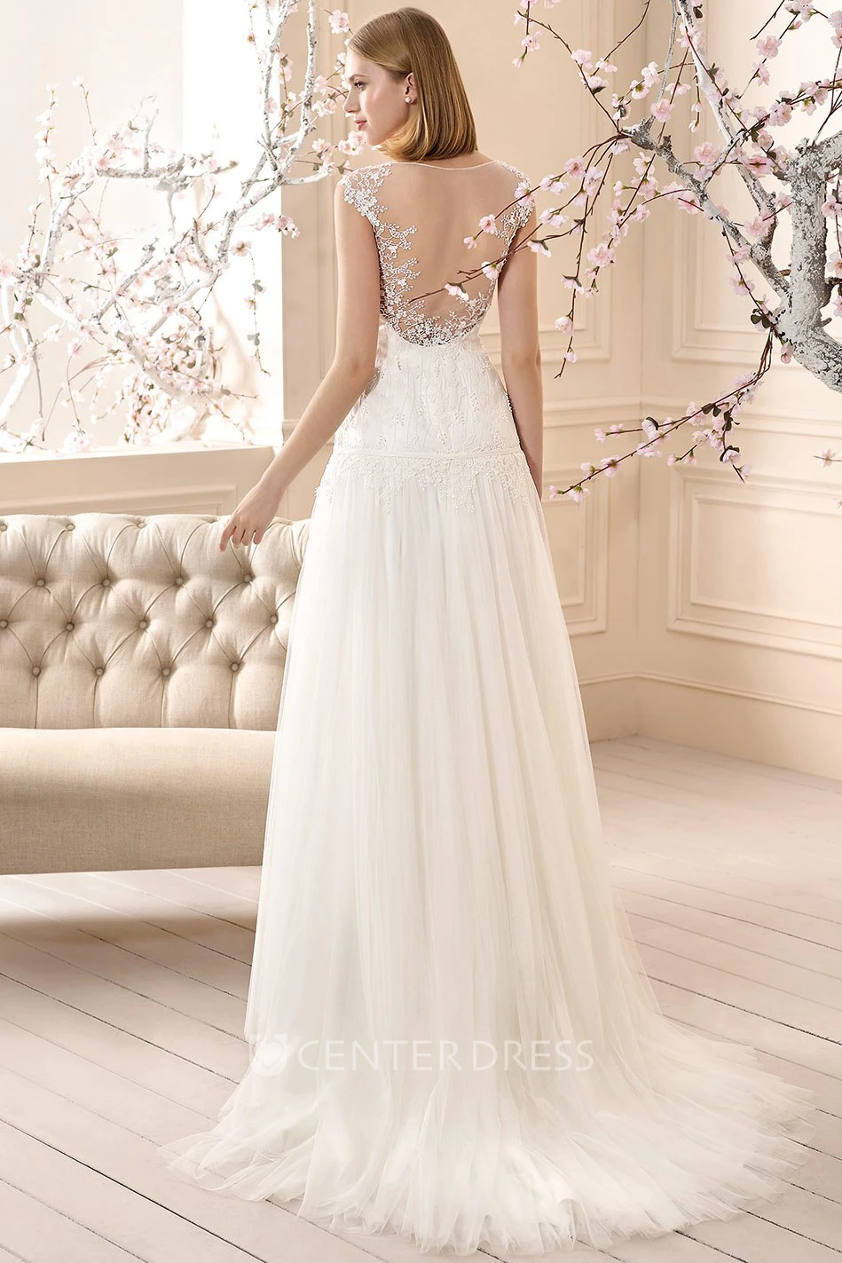 A-Line Maxi Appliqued Bateau-Neck Cap-Sleeve Tulle Wedding Dress