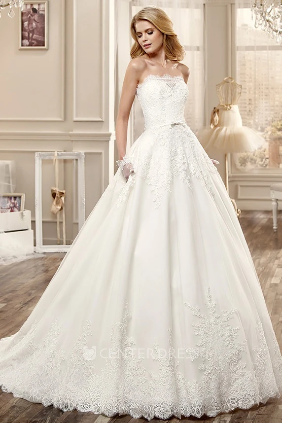 Strapless A-Line Wedding Dress With Embroidery And Brush Train