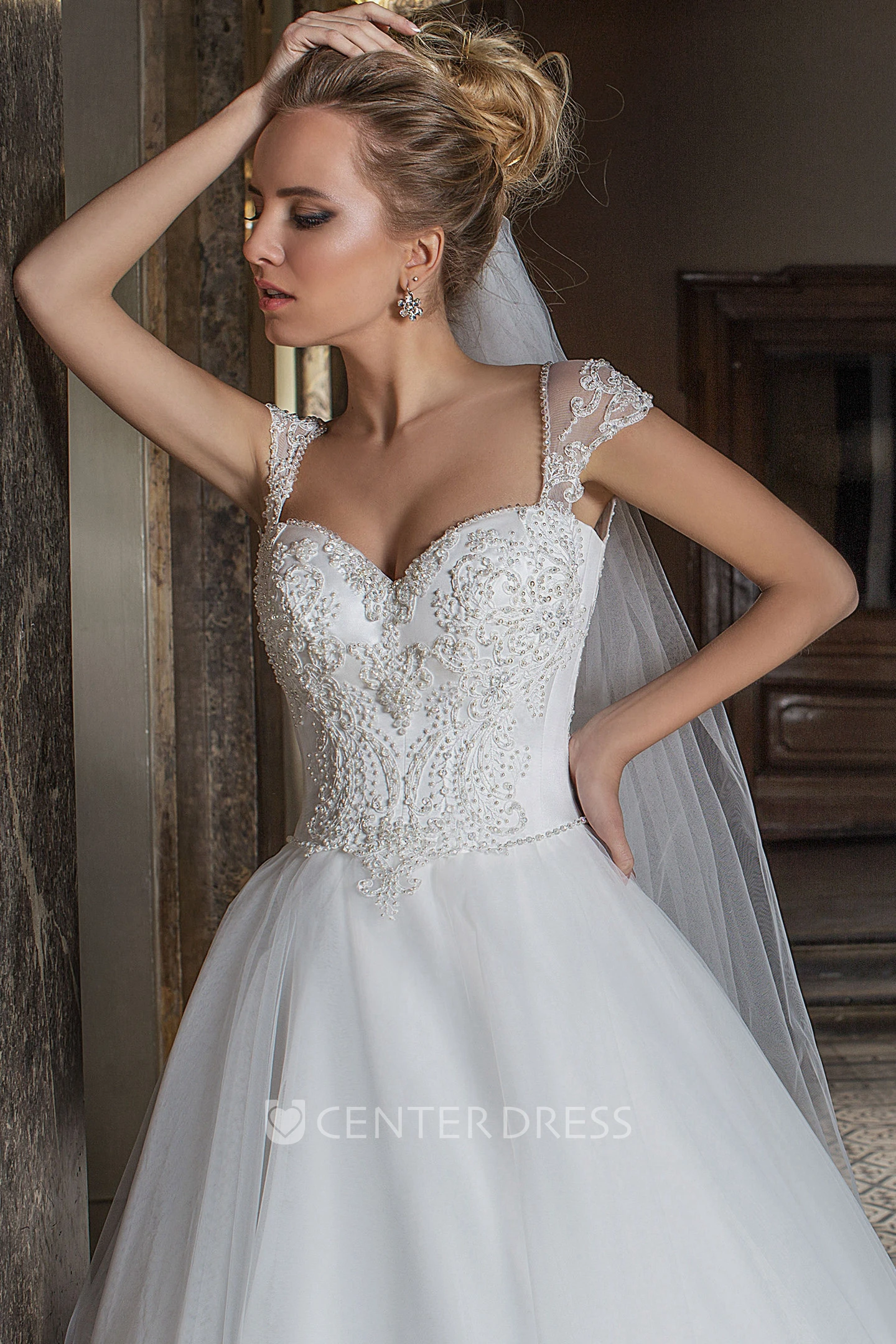 Maxi Sweetheart Cap-Sleeve Appliqued Tulle Wedding Dress With Beading And Illusion