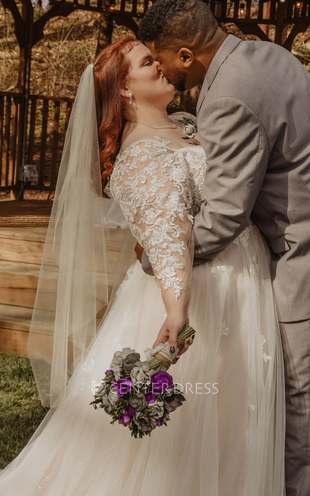 Off-the-shoulder A-Line Lace Vintage Spring Wedding Dress 3/4 Length Sleeve With Appliques