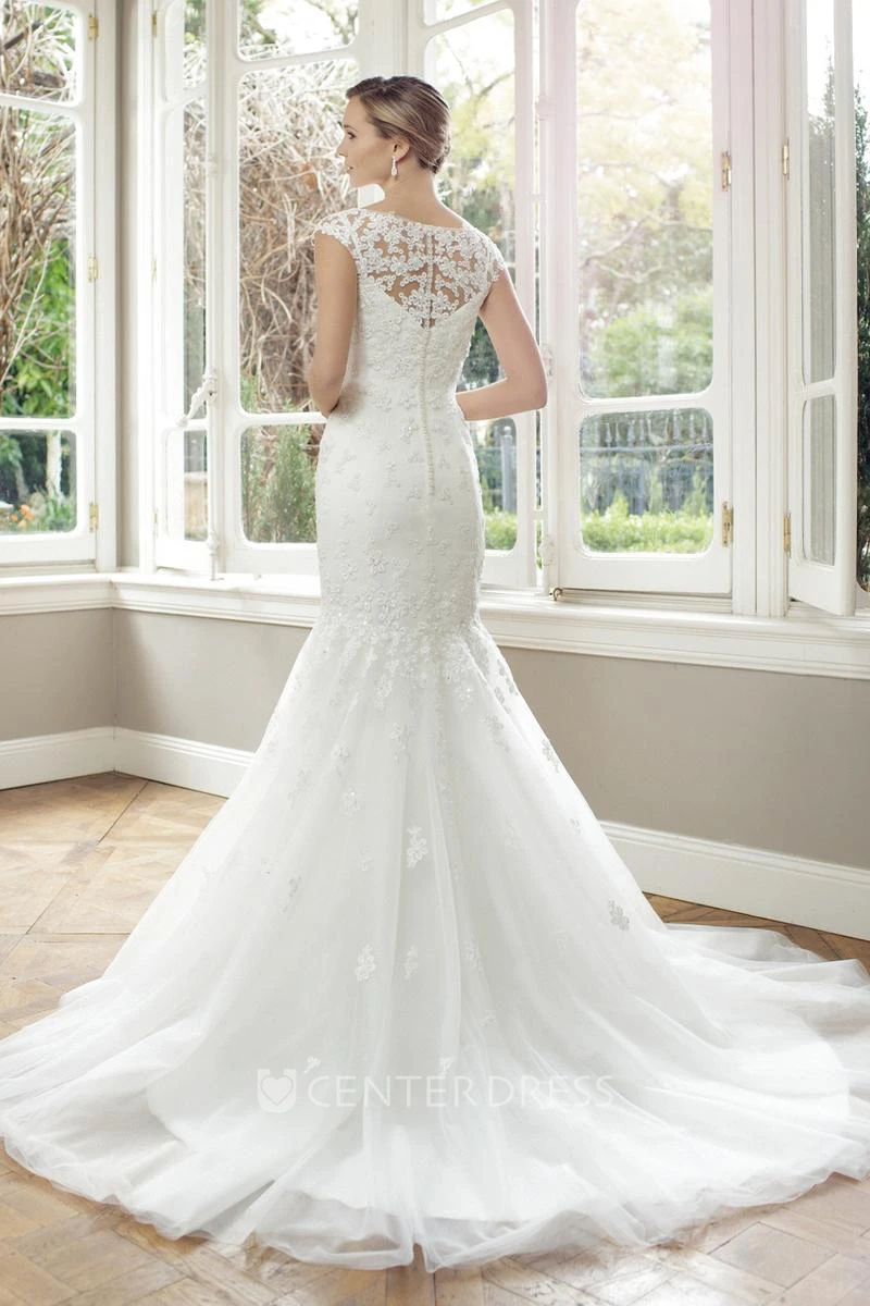 Trumpet Cap-Sleeve Scoop-Neck Jeweled Long Lace Wedding Dress With Appliques And Illusion