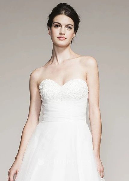 Sweetheart Long Beaded Tulle Wedding Dress With Pleats