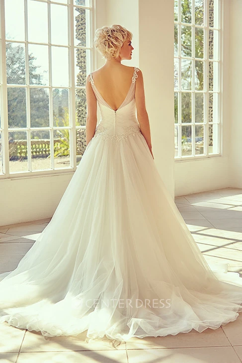 V-Neck Maxi Appliqued Cap-Sleeve Tulle Wedding Dress With Court Train And V Back