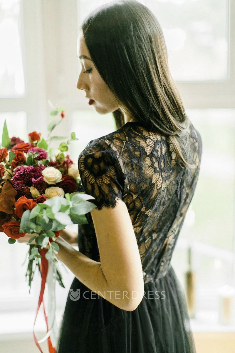 Black V-neck Sexy Tulle Wedding Dress With Lace And Cap Sleeve