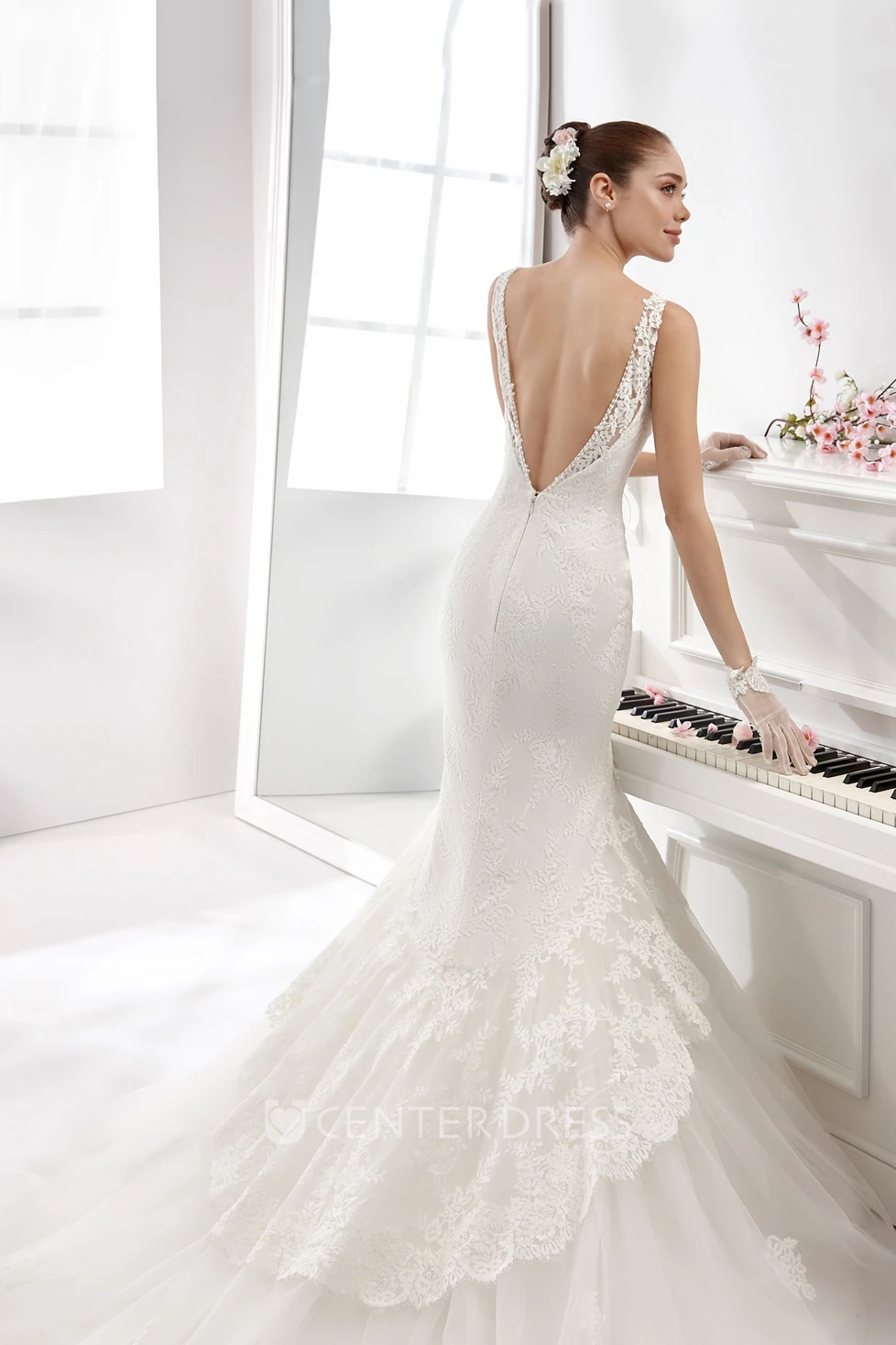 Illusion-Strap Lace Sheath Gown With Low-V Neck And Open Back