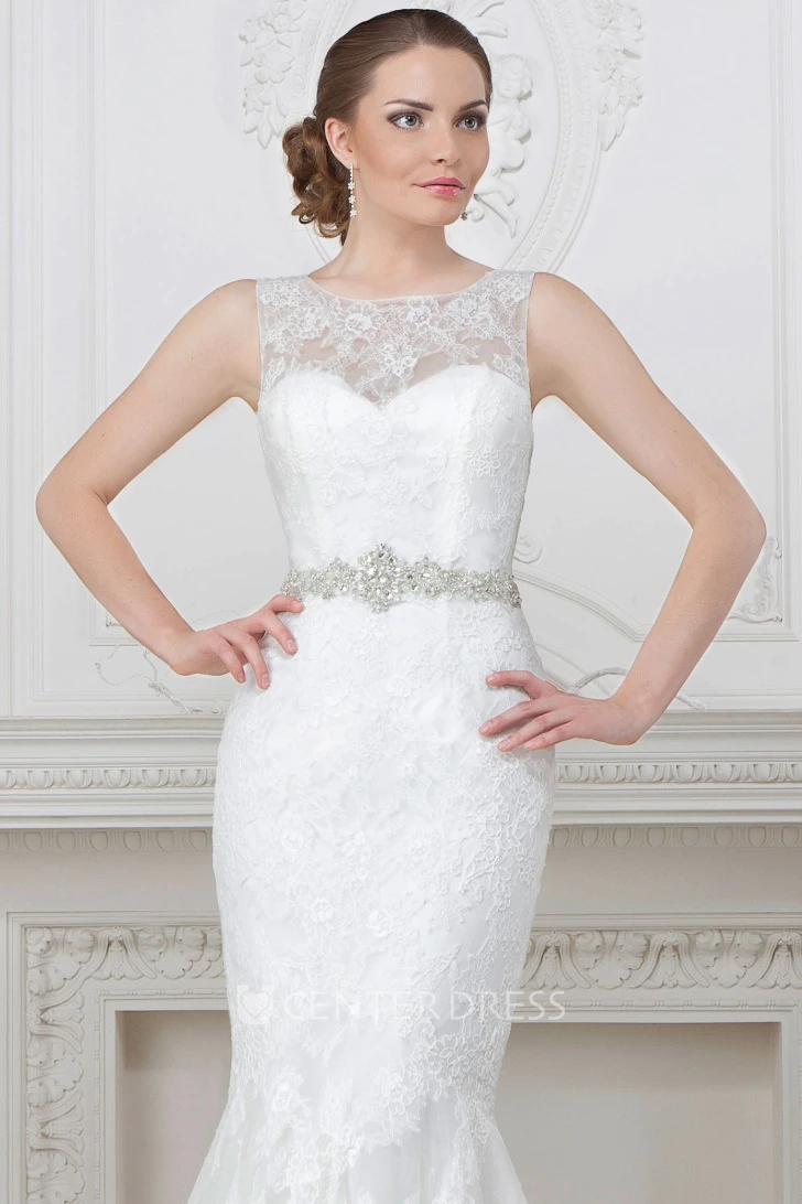 Mermaid Sleeveless Floor-Length Appliqued Bateau-Neck Satin Warm Wedding Dress With Waist Jewellery