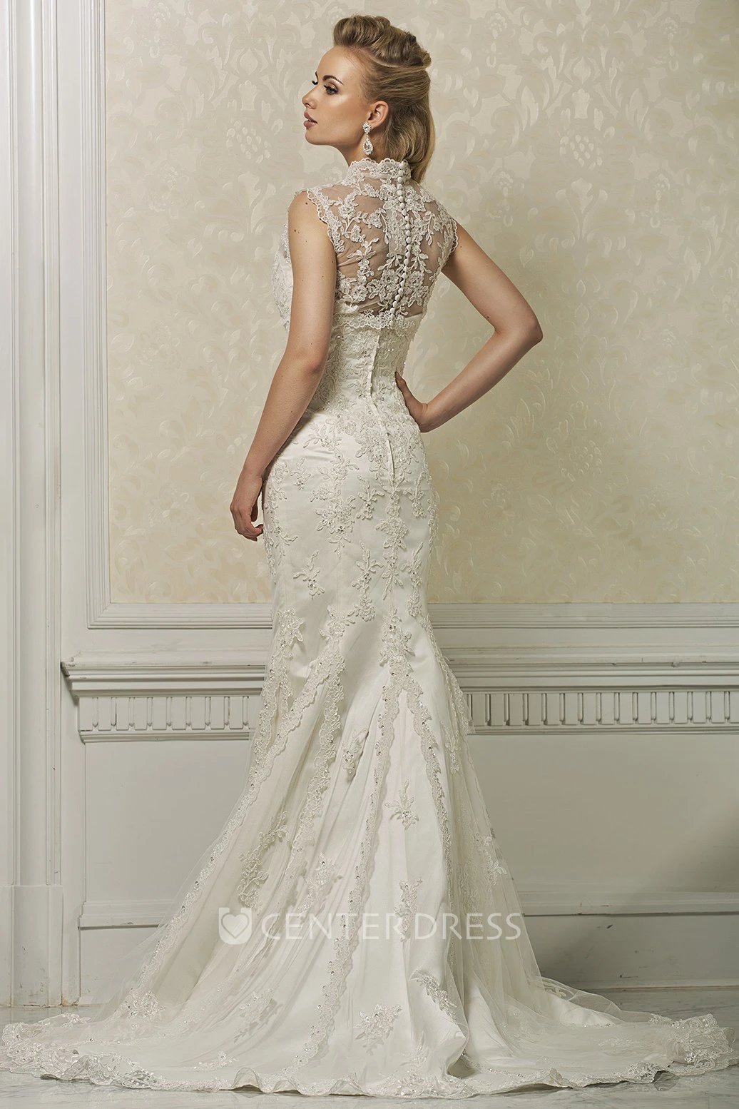 Mermaid Sweetheart Lace Wedding Dress With Illusion