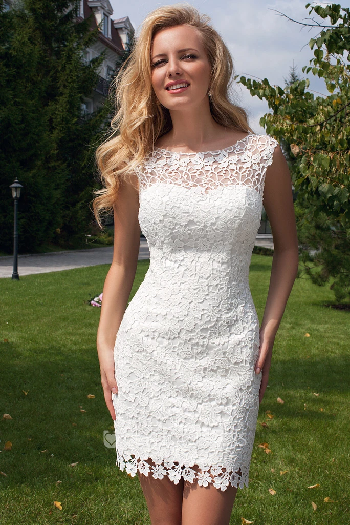Sleeveless Scoop-Neck Maxi Tulle&Lace Wedding Dress With Keyhole