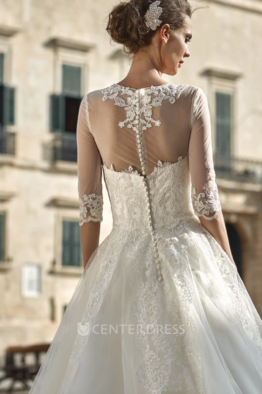Ball Gown Long-Sleeve Appliqued Long High-Neck Lace Wedding Dress