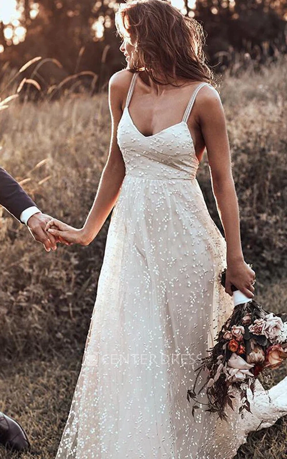 Vintage Bohemian A-Line V-Neck Lace Spring Wedding Dress Sexy Country Spaghetti Straps Sleeveless Bridal Gown