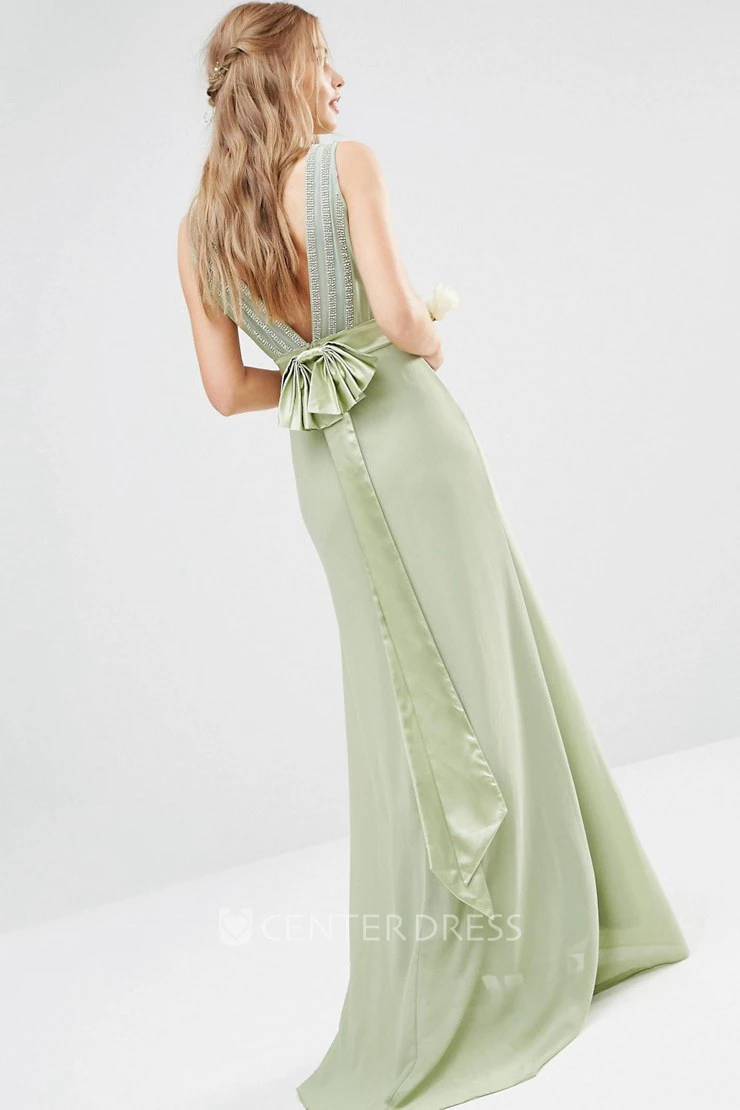 Sheath Sleeveless Long Scoop-Neck Chiffon Bridesmaid Dress With Bow And V Back