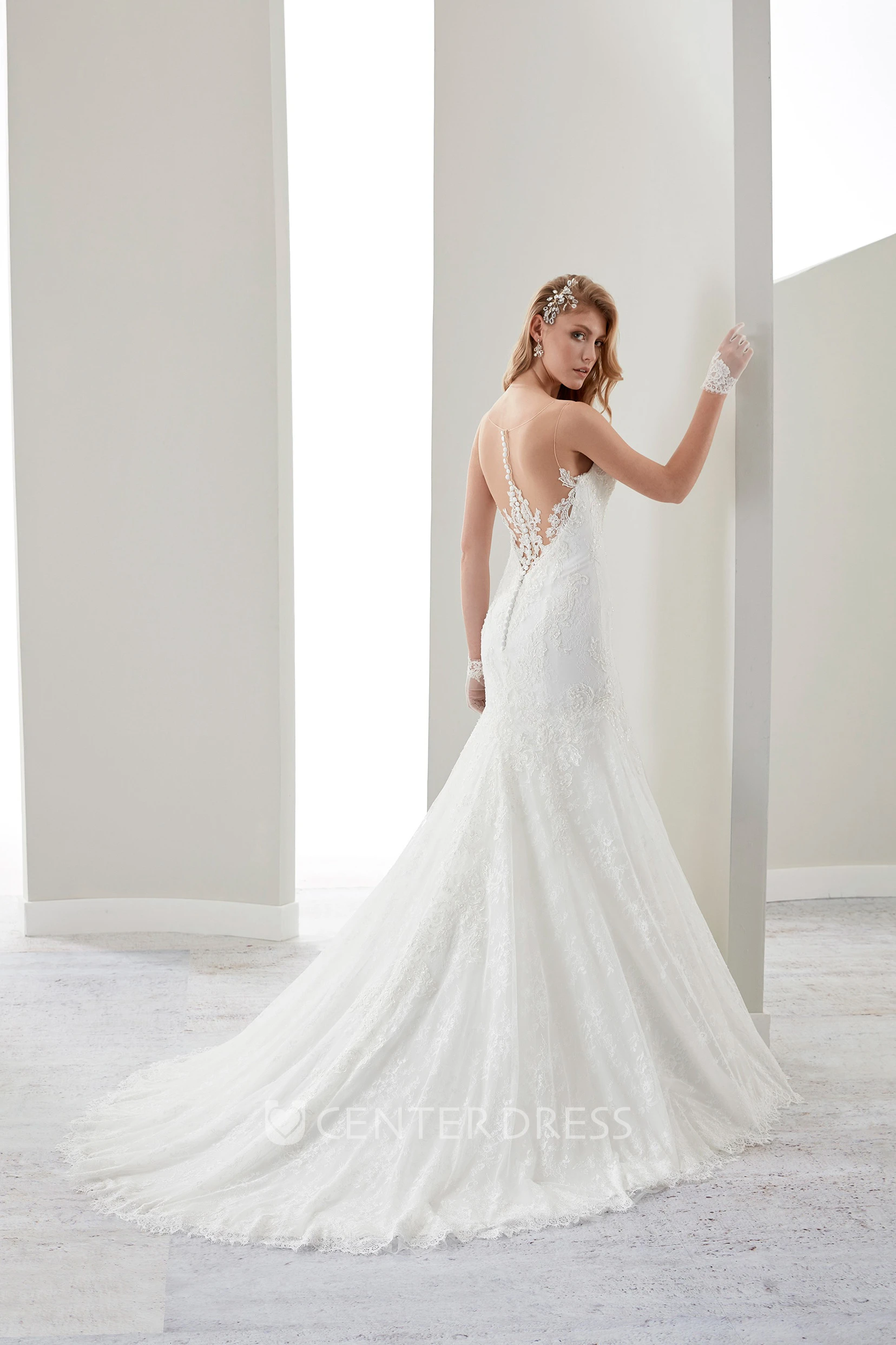 Sweetheart Sheath Lace Bridal Gown With Spaghetti Straps And Brush Train