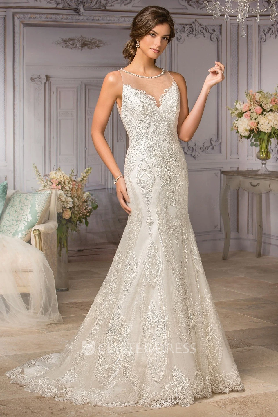 Sleeveless Mermaid Wedding Dress With Illusion Bateau Neck And Appliques