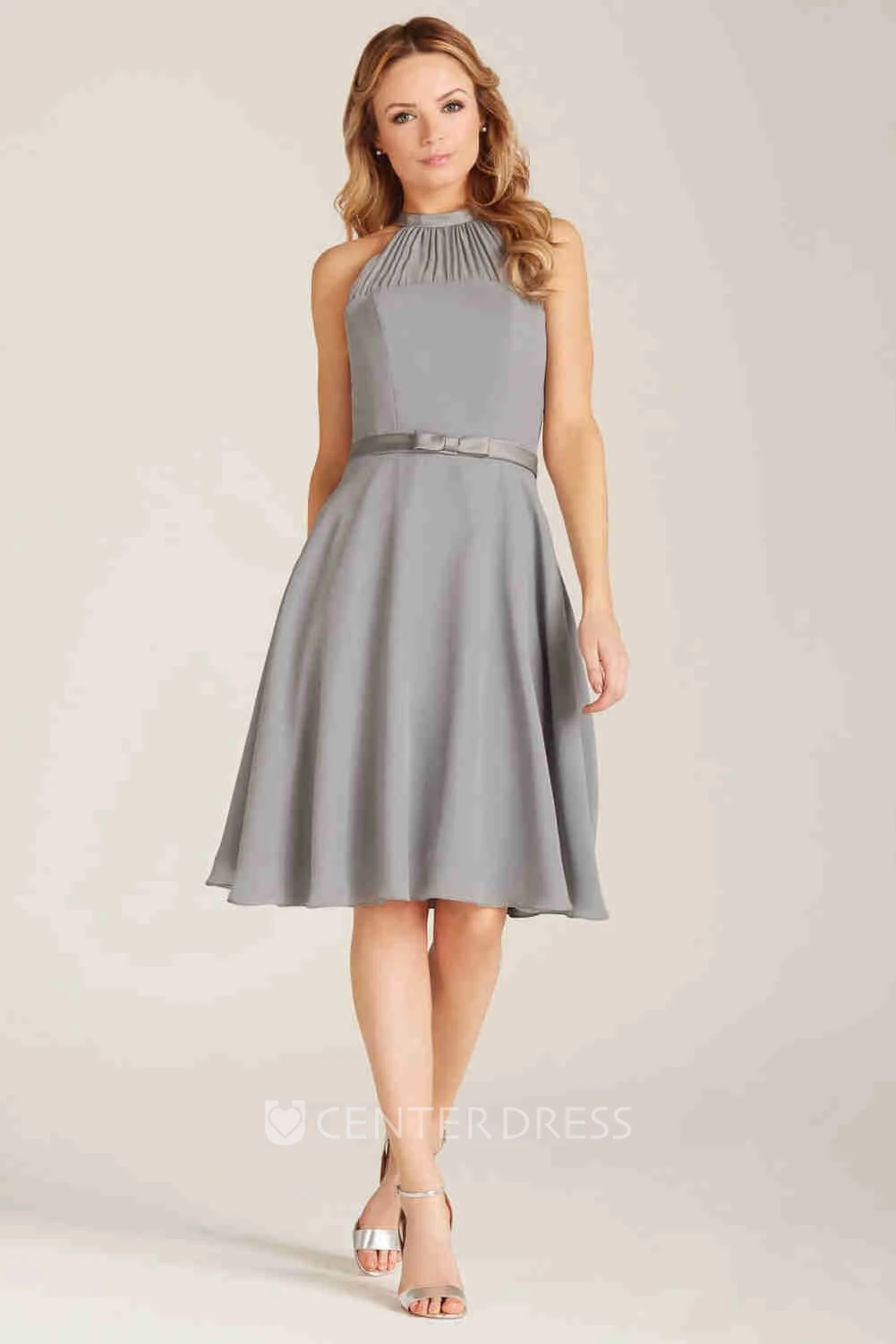 A-Line High Neck Sleeveless Knee-Length Chiffon Bridesmaid Dress With Bow And Zipper
