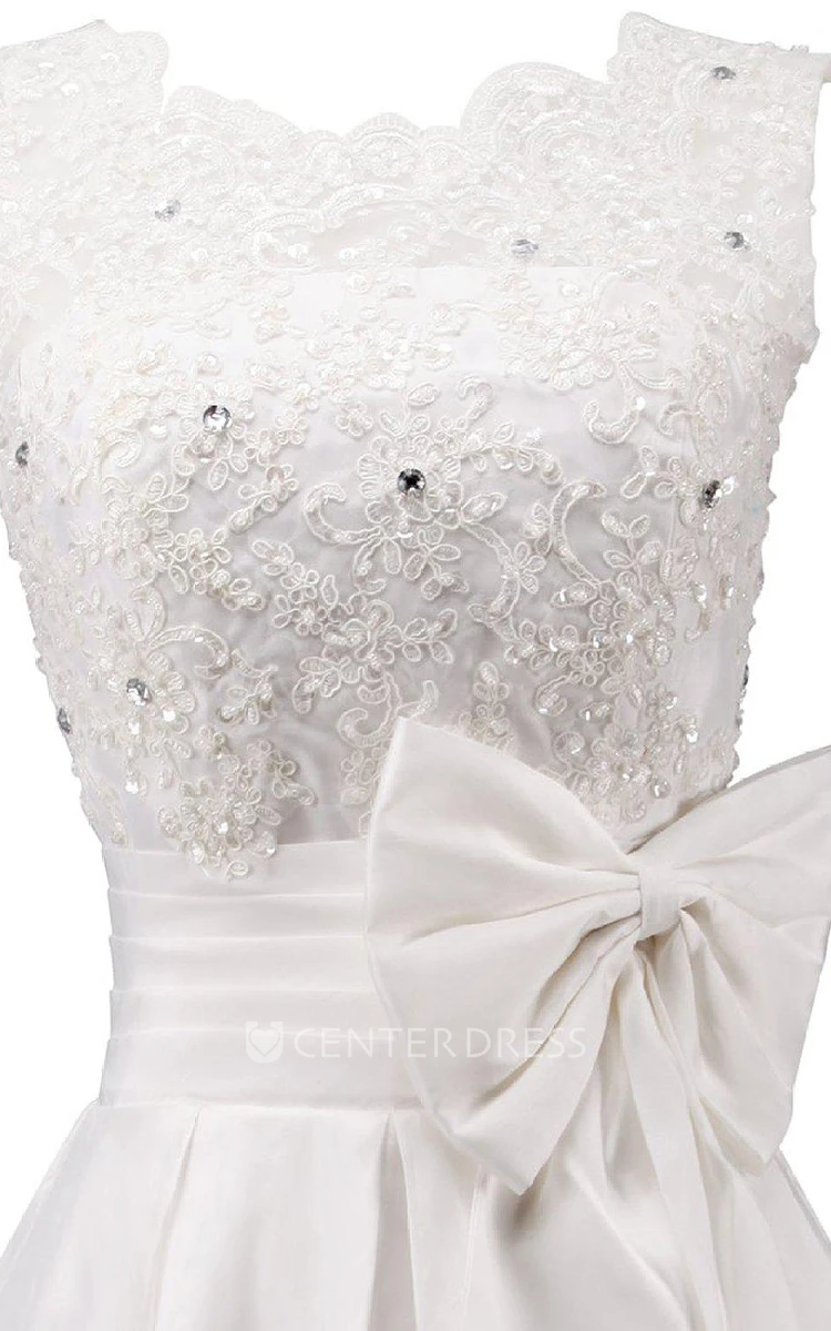 Sleeveless A-line Dress With Bow and Lace