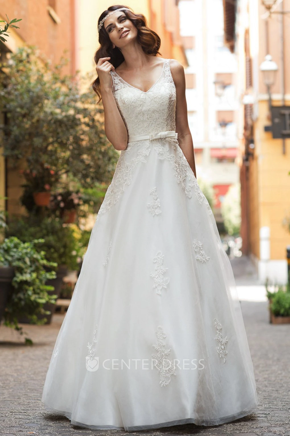 A-Line V-Neck Sleeveless Appliqued Long Lace&Satin Wedding Dress