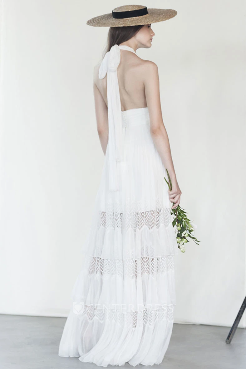 Stunning V-neck Sleeveless Floor-length Wedding Dress