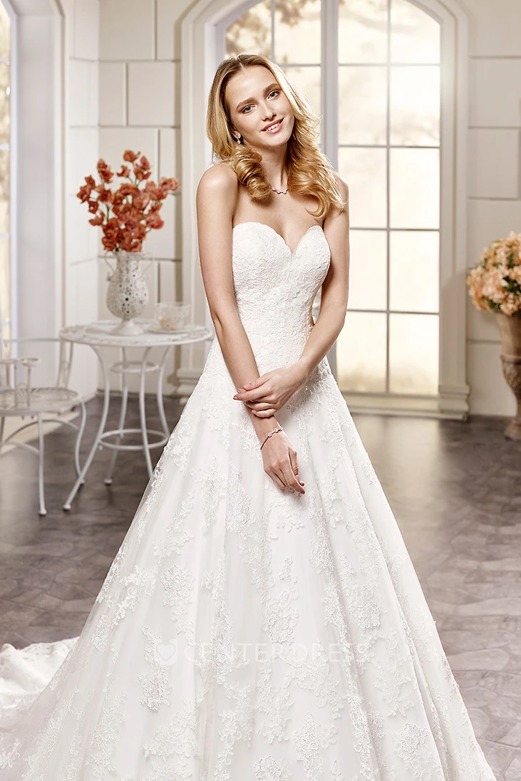 A-Line Maxi Sweetheart Lace Wedding Dress With Appliques And V Back