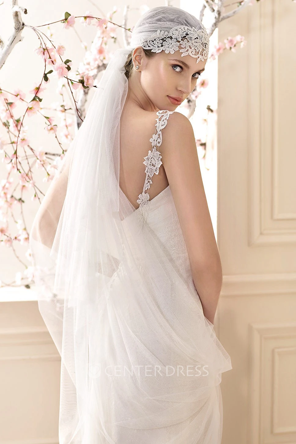 Sheath Strapped Appliqued Sleeveless Floor-Length Tulle Wedding Dress