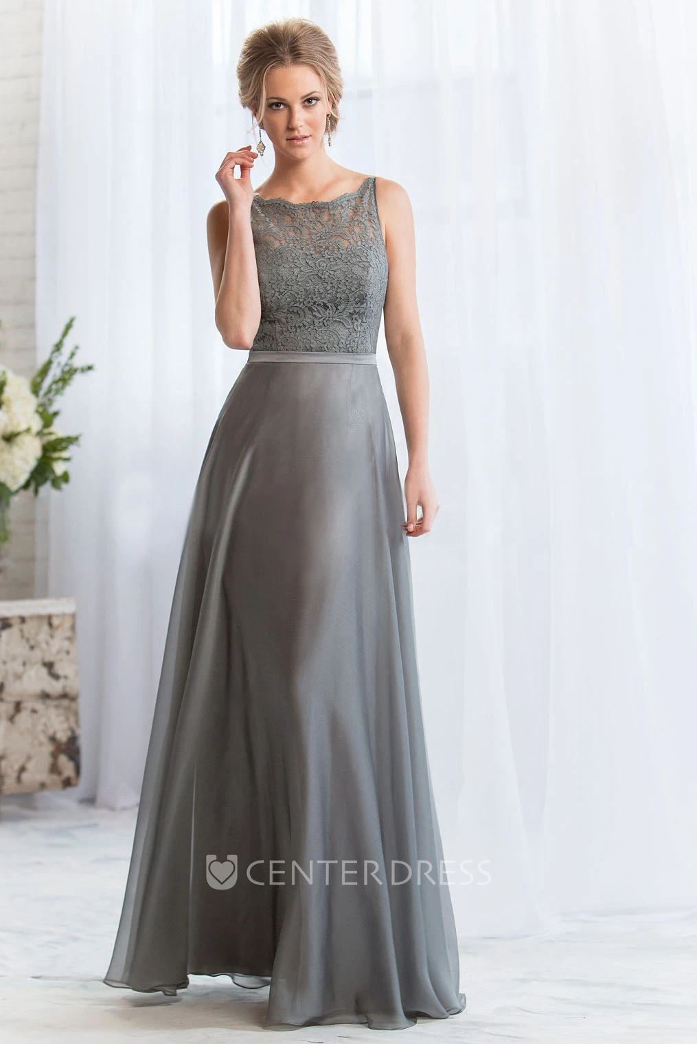 Sleeveless Bateau-Neck A-Line Long Bridesmaid Dress With Lace Bodice