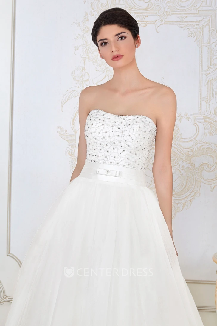 A-Line Beaded Sleeveless Maxi Strapless Tulle Wedding Dress