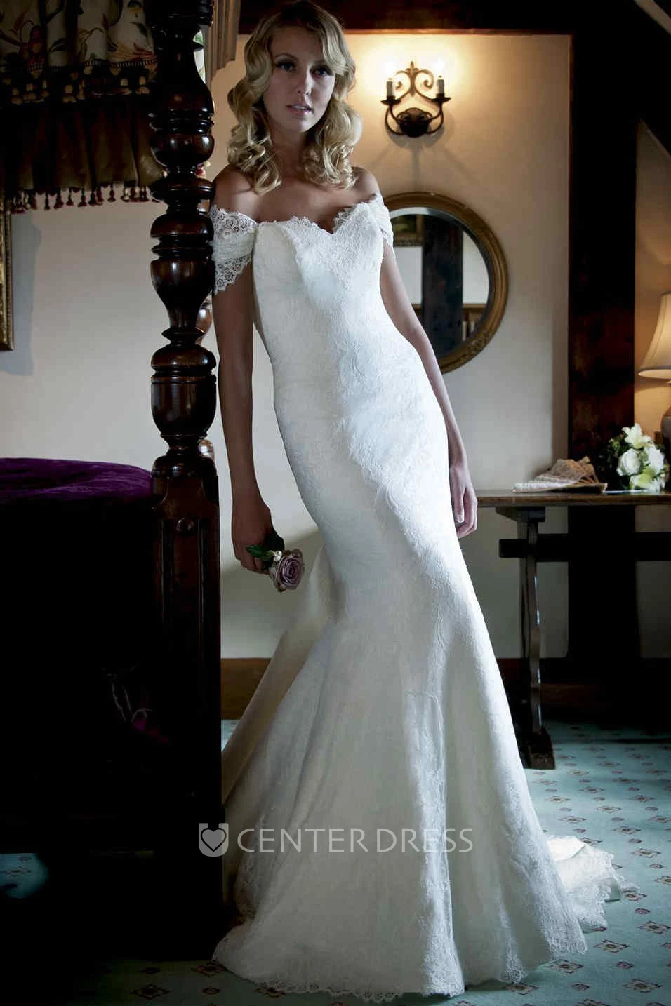 Sheath Off-The-Shoulder Long Lace Wedding Dress With Zipper
