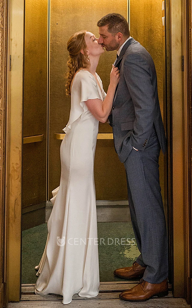 Simple White Casual Sheath Plunging Neckline Spring Wedding Dress with Bat Sleeve Long Train