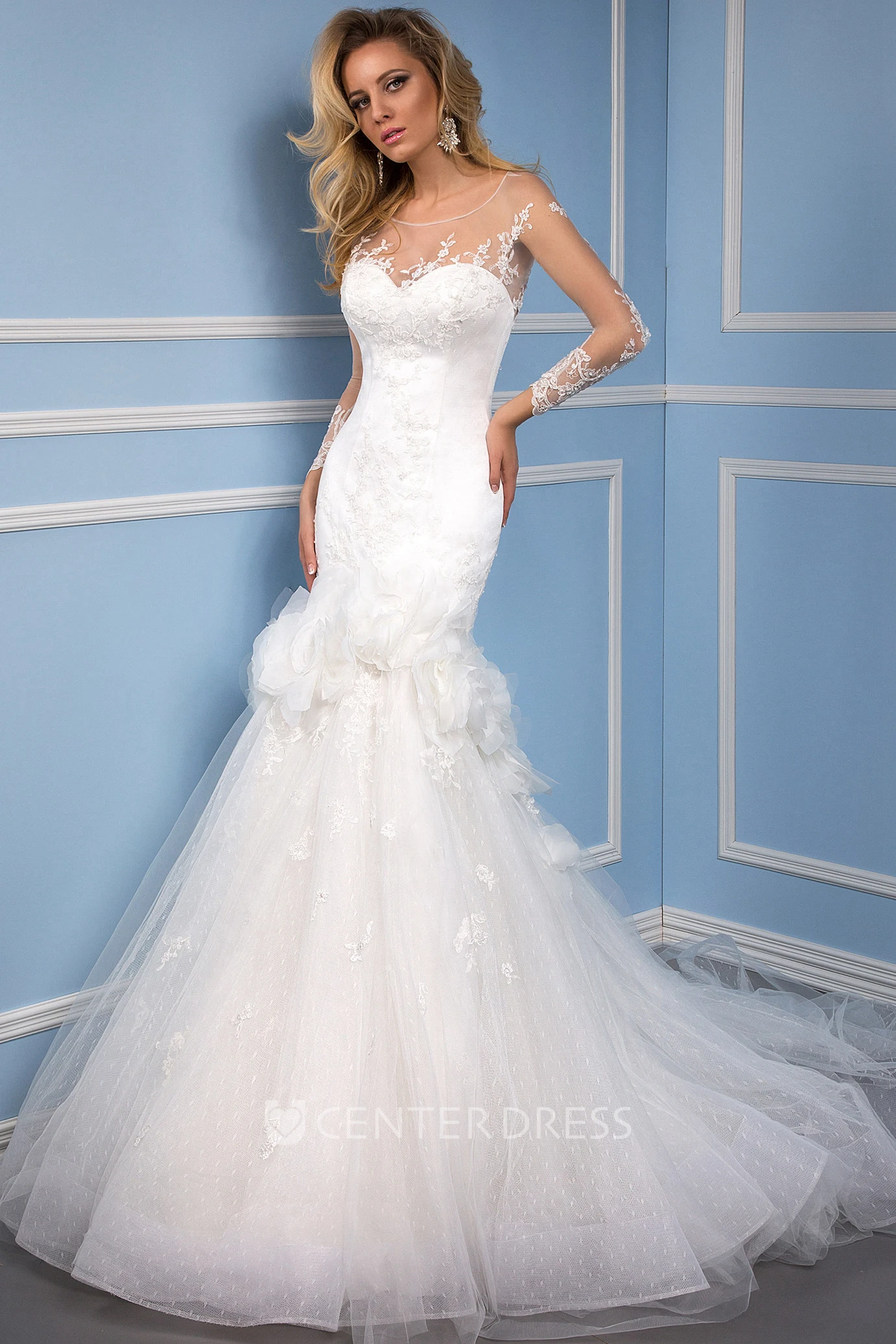 Mermaid Floor-Length Scoop Neck Floral Long Sleeve Tulle Wedding Dress