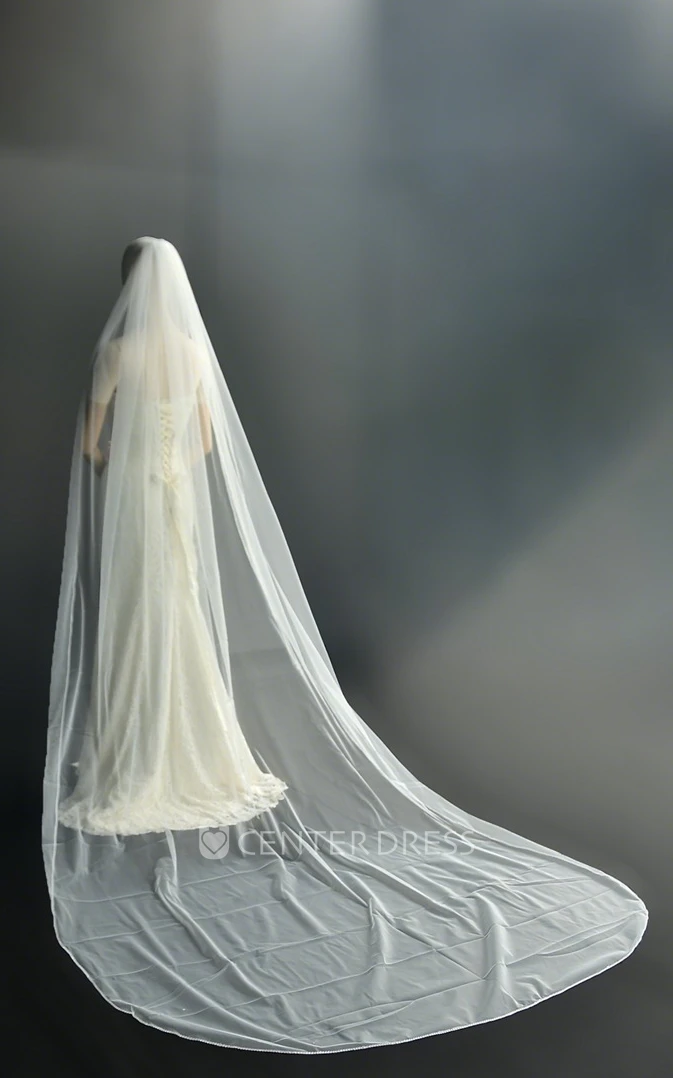Simple Elegant Waterfall One-Tier Fingertip Length Tulle Beading Wedding Veil with Comb