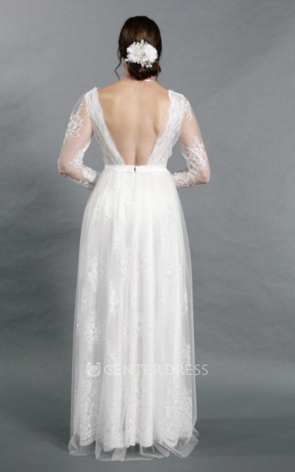 Sexy Deep-V Neck Long Sleeve A-Line Tulle Wedding Dress