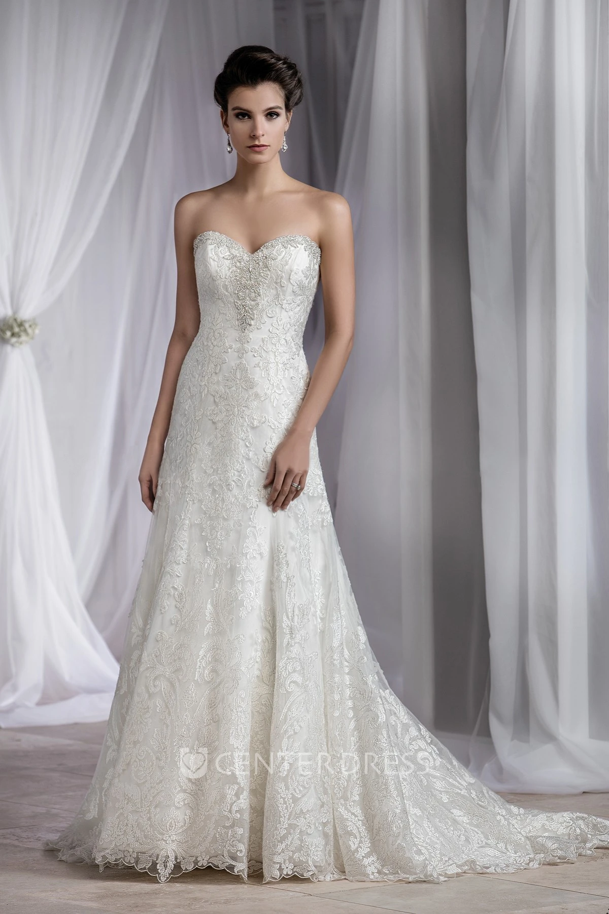Sweetheart A-line Wedding Dress with Lace-up Back and Appliques