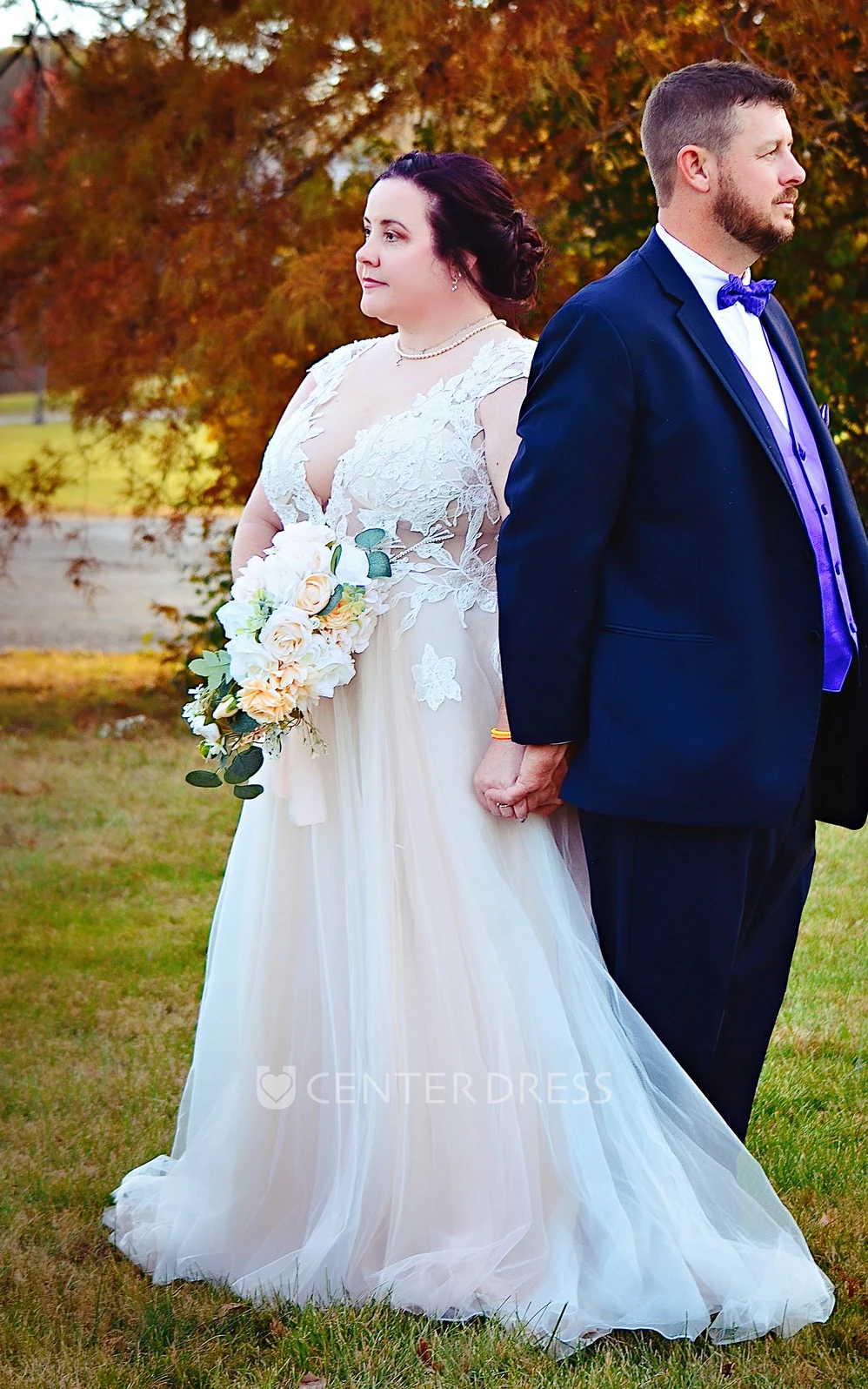 A-Line Sleeveless Lace Modern Spring Wedding Dress Appliques With Illusion Back 