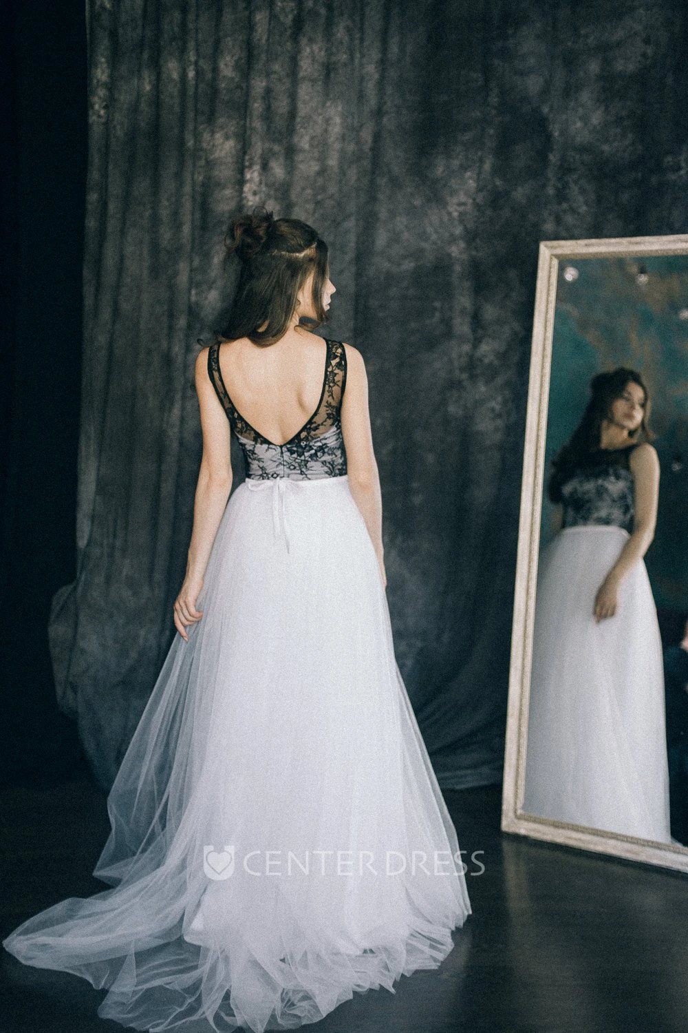Sheath Sleeveless Floor-length Straps Open Back With Zipper Appliques Lace Pleats Black Wedding Dress