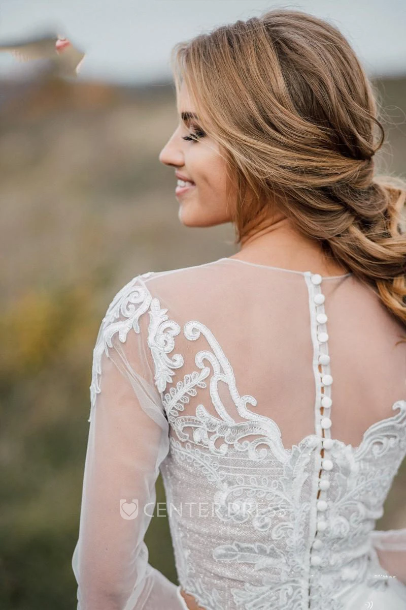 Glamorous Bohemian Tulle Lace Two Piece Court Train Wedding Dress with Appiliques