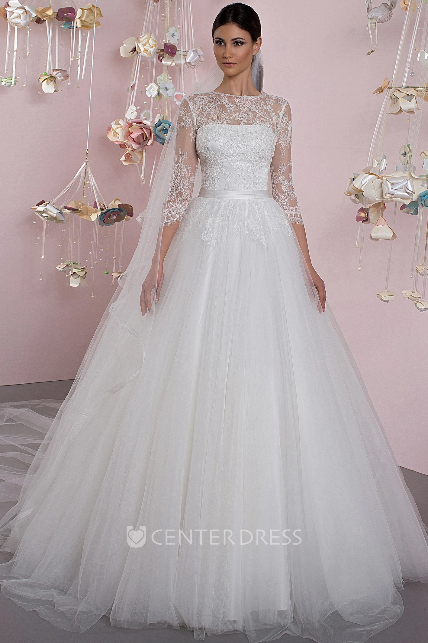 Ball Gown 3-4 Sleeve Appliqued Jewel Neck Tulle Wedding Dress