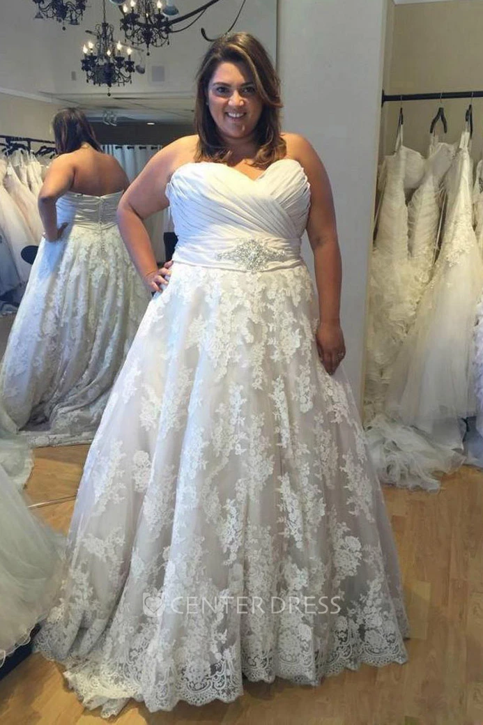 A Line Sweetheart Lace Zipper Illusion Wedding Dress