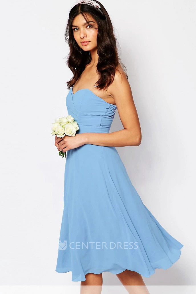 Sweetheart Knee-Length Chiffon Bridesmaid Dress With Ruching And Zipper
