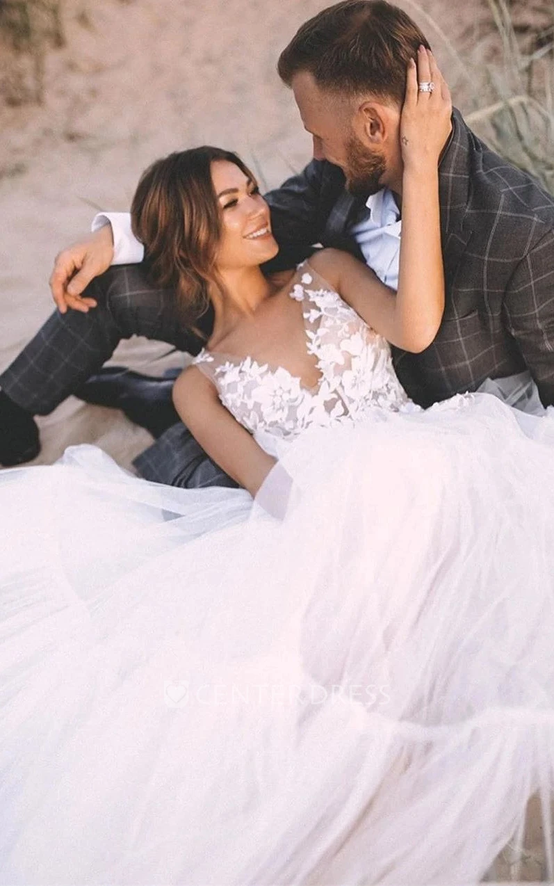 Casual V-neck Lace Tulle Floor-length Sleeveless Ball Gown Spring Wedding Dress with Appliques